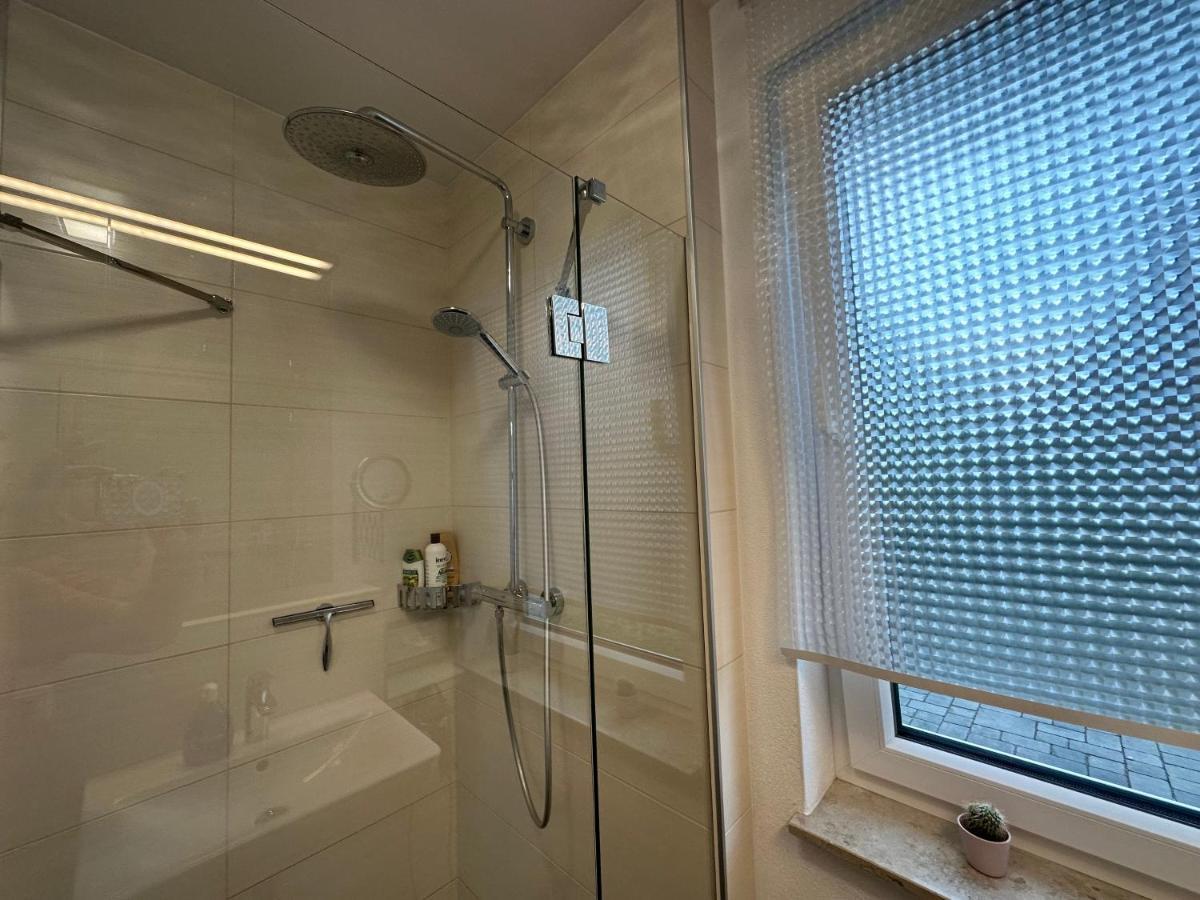 Traumhafte Haushaelfte Mit Kamin, Garten & Whirlpool Apartment เบอร์ลิน ภายนอก รูปภาพ